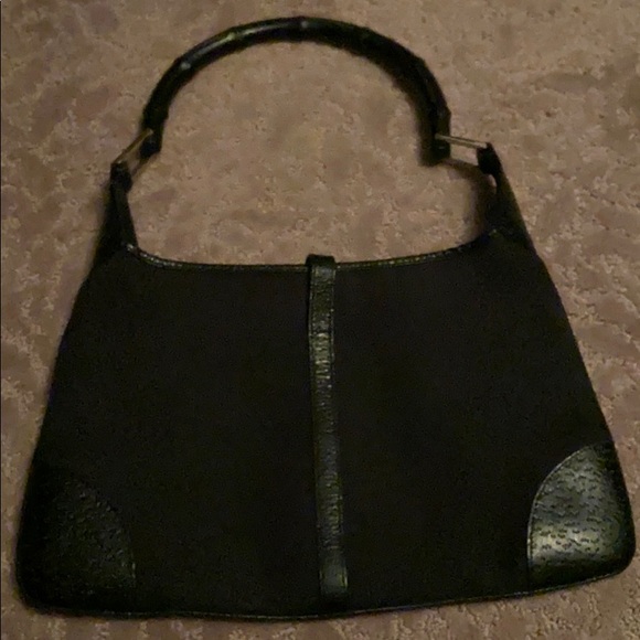 Gucci canvas w/bamboo handle - Picture 4 of 4